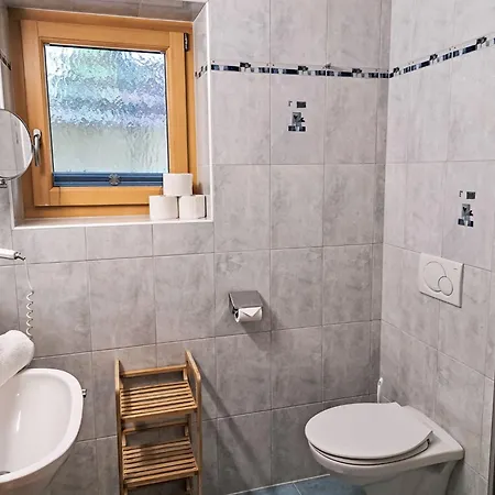 Rosa-8 By Interhome マイヤーホーフェン